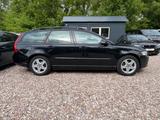Volvo V50 Kombi 1.6 D Drive Summum Scheckheftgepflegt - gebrauchte Volvo V50 aus dem Jahr 2010