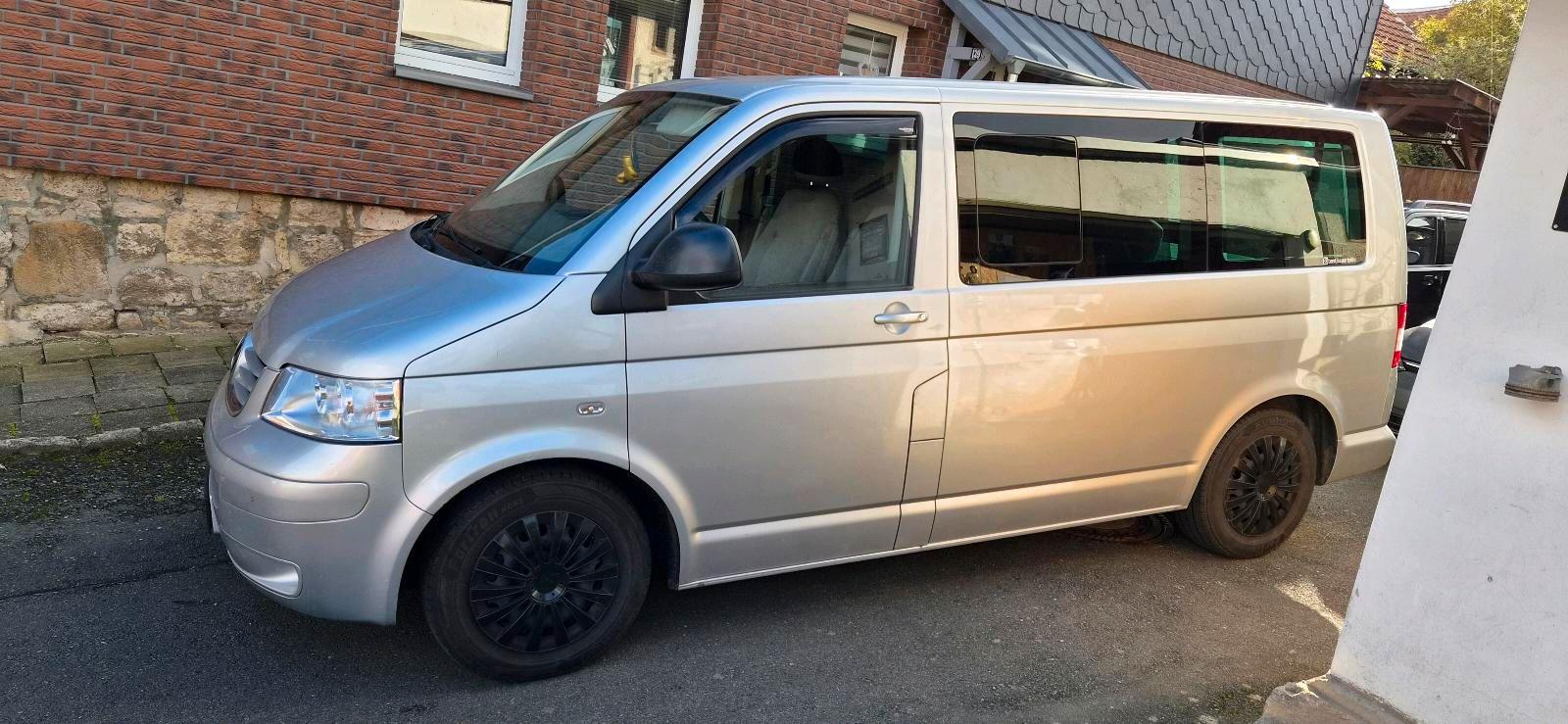 Volkswagen T5 Caravelle
