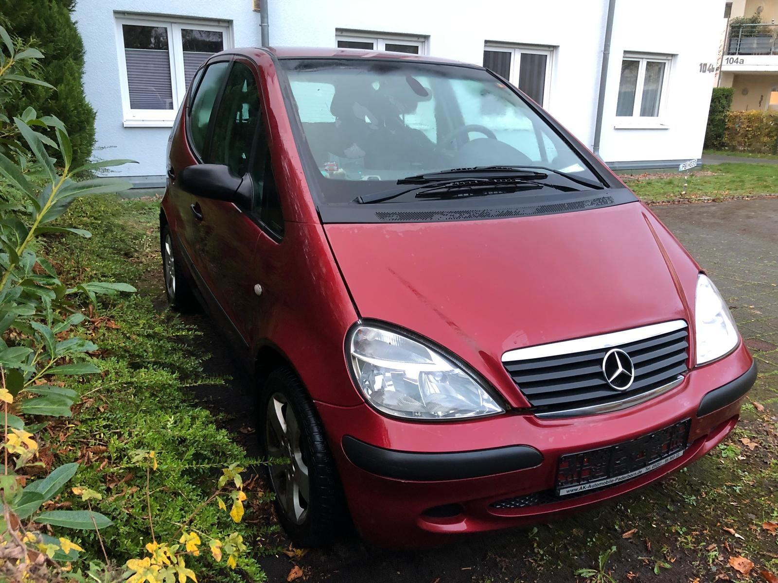 Mercedes-Benz A170 2004 — interior