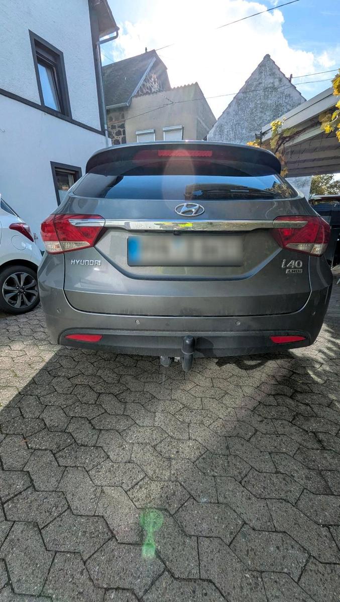 Hyundai i40 2013 — engine 116 HP (85kW)