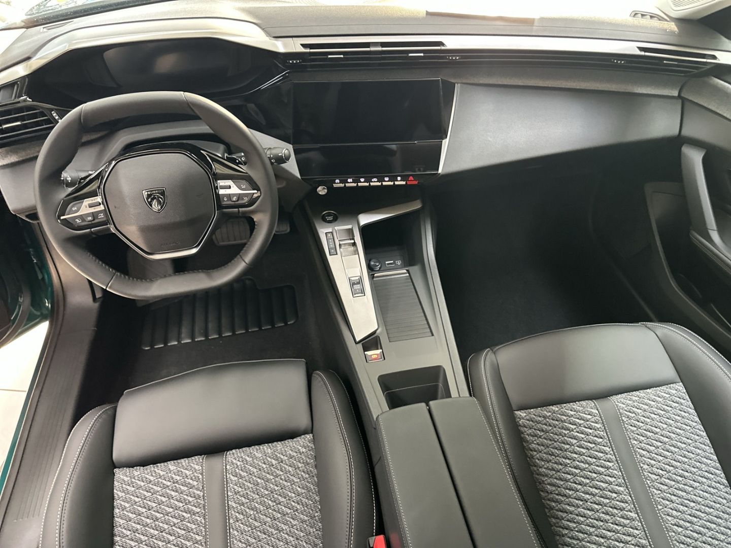 Peugeot 308 - Bild 13