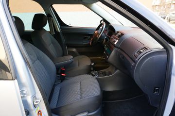 Fahrzeugabbildung SKODA Roomster Ambition Plus Edition