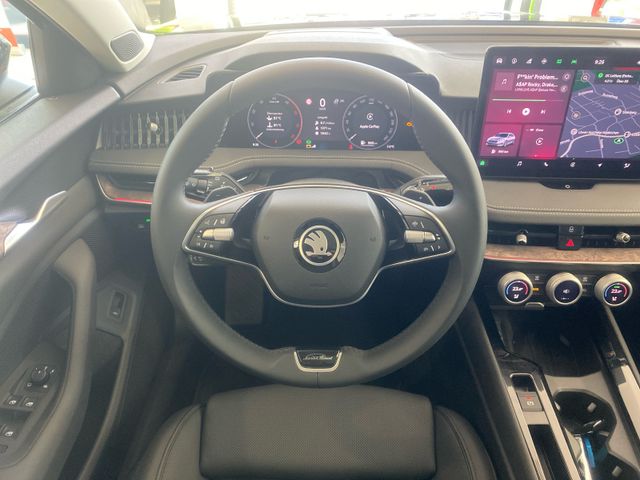 Superb Combi L&K 2.0 TDI, Standhzg, PANO, Rückka