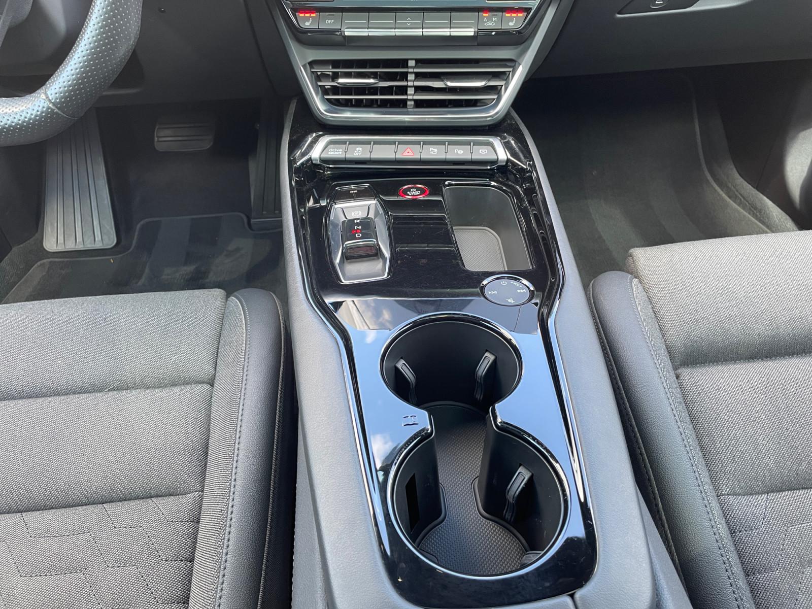 Audi e-tron GT quattro HUD Matrix B&O Pano