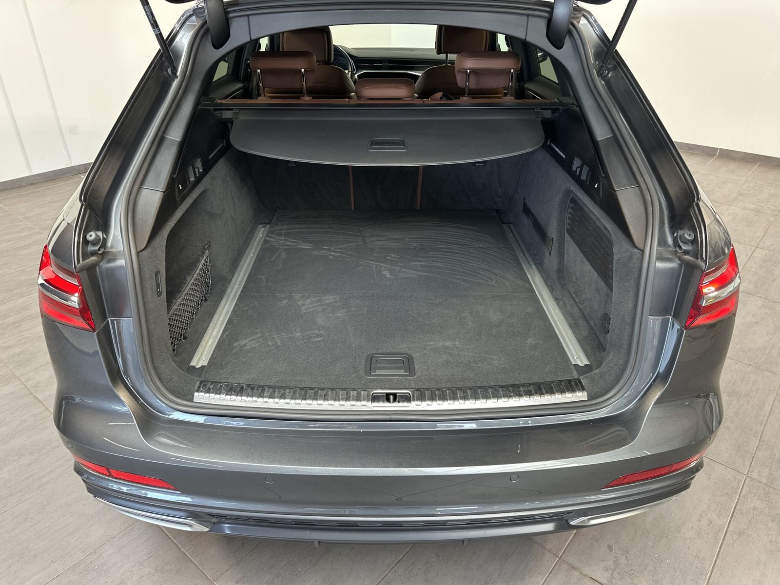 Fahrzeugabbildung Audi A6 Avant 50 TDI Qu S-Line NAV+LED+AHK+21ZOLL+KAM