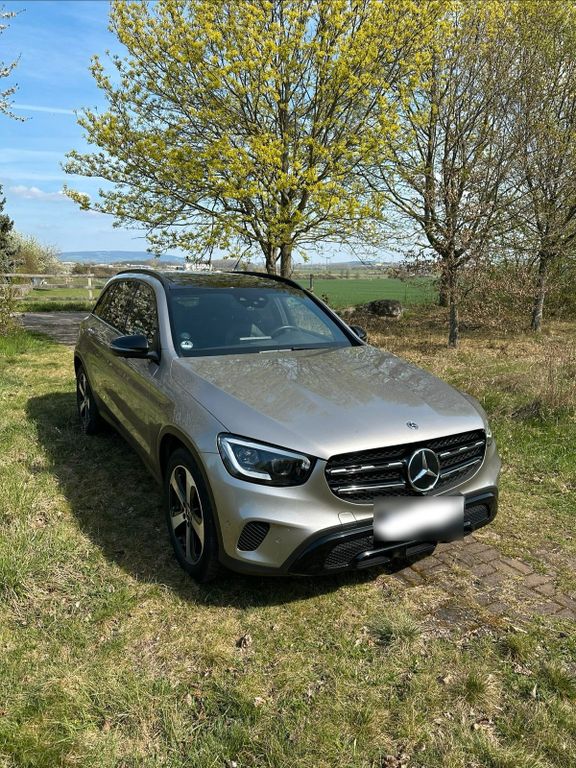 Image of Mercedes-Benz GLC 400
