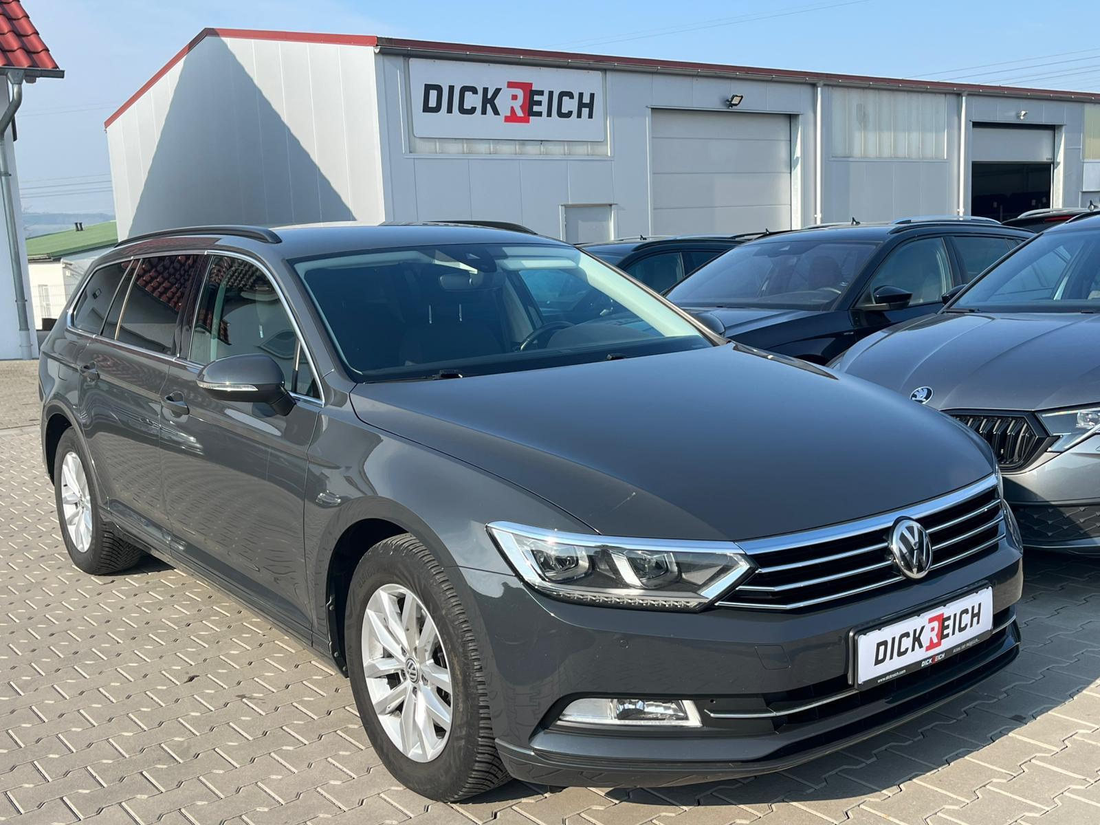 Volkswagen Passat 2.0 TDI Comfortl. DSG AHK*LED*ACC*APP*PDC