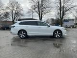 Volkswagen Passat Business 2,0 l 7-Gang-DSG 360 Kamera - Volkswagen Passat: 3.2