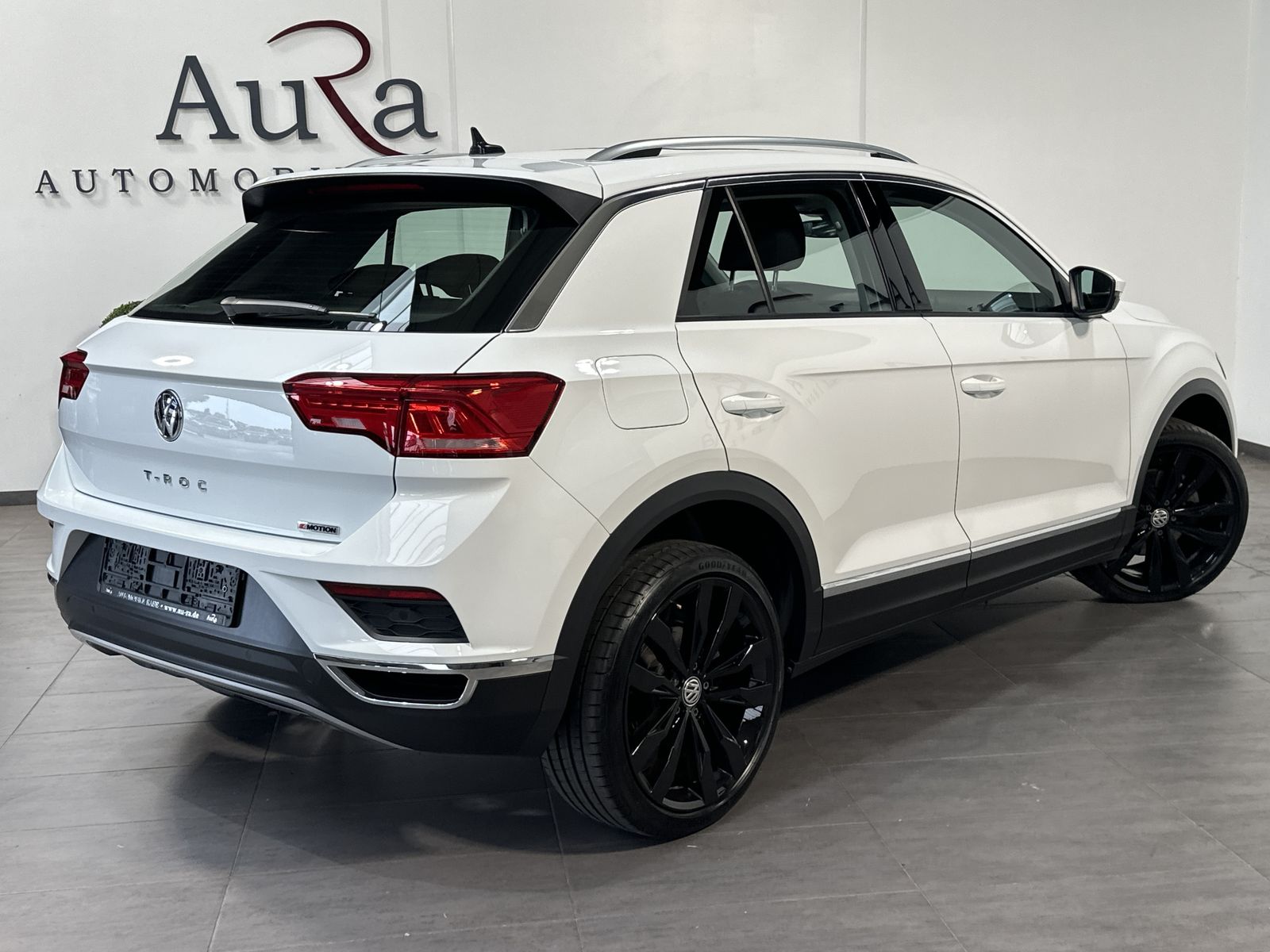 Fahrzeugabbildung Volkswagen T-Roc 2.0 TDI DSG 4Motion Style NAV+LED+PANO+KAM
