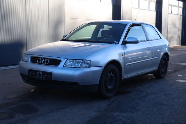 Audi A3 1.8 Ambiente Klimaaut.