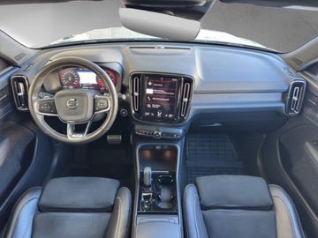 Volvo XC40 D4 AWD R-Design *360*4C*AHK*BLIS*STHZ* NAVI