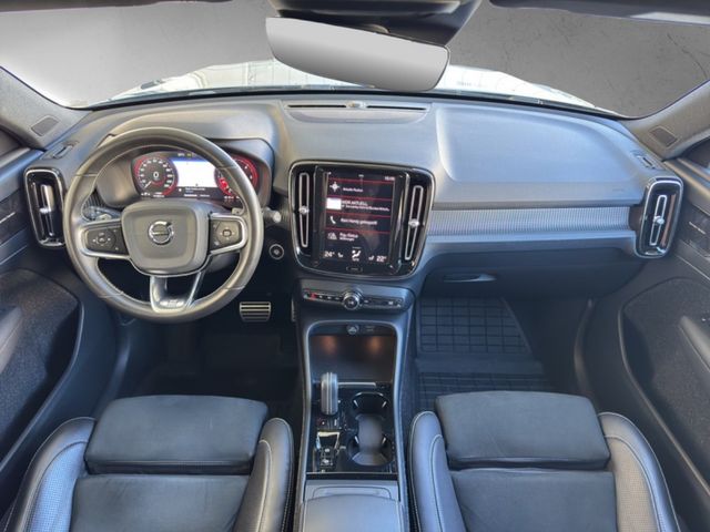 Volvo XC40 D4 AWD R-Design *360*4C*AHK*BLIS*STHZ* NAVI