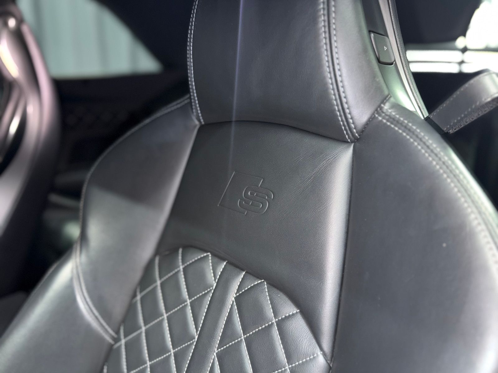 Fahrzeugabbildung Audi A5 Cabriolet S-LineB&O|MASSAGE|RS-SITZE|360°