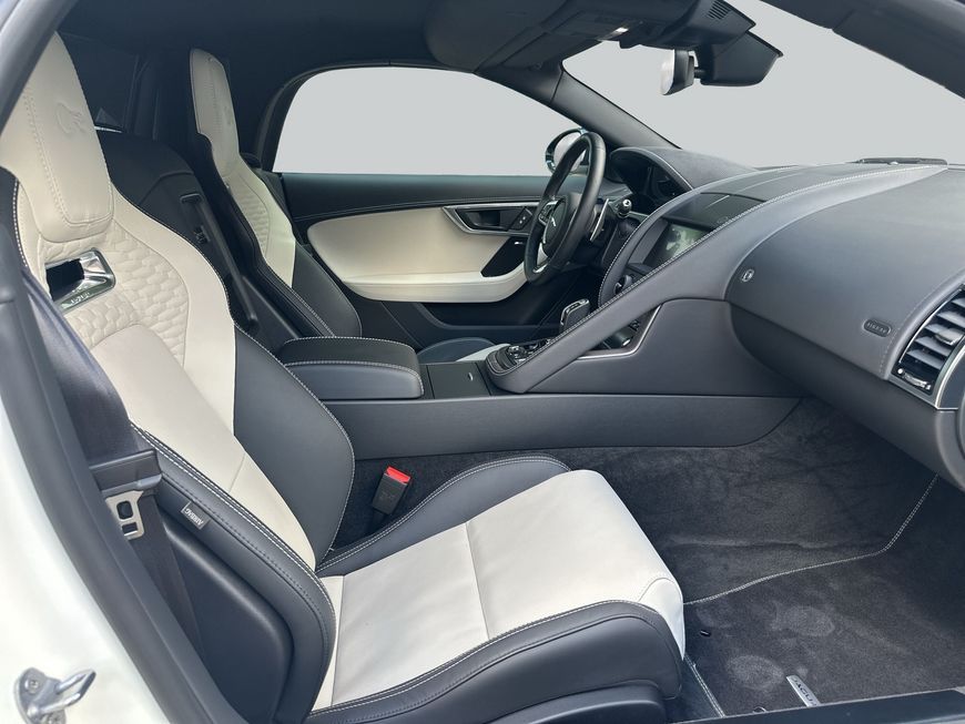 Jaguar F-Type — fotografia 3