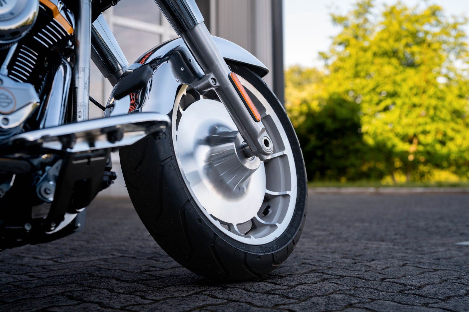 Fahrzeugabbildung Harley-Davidson FLSTFI Fat Boy Gray Ghost - Neuwertig -