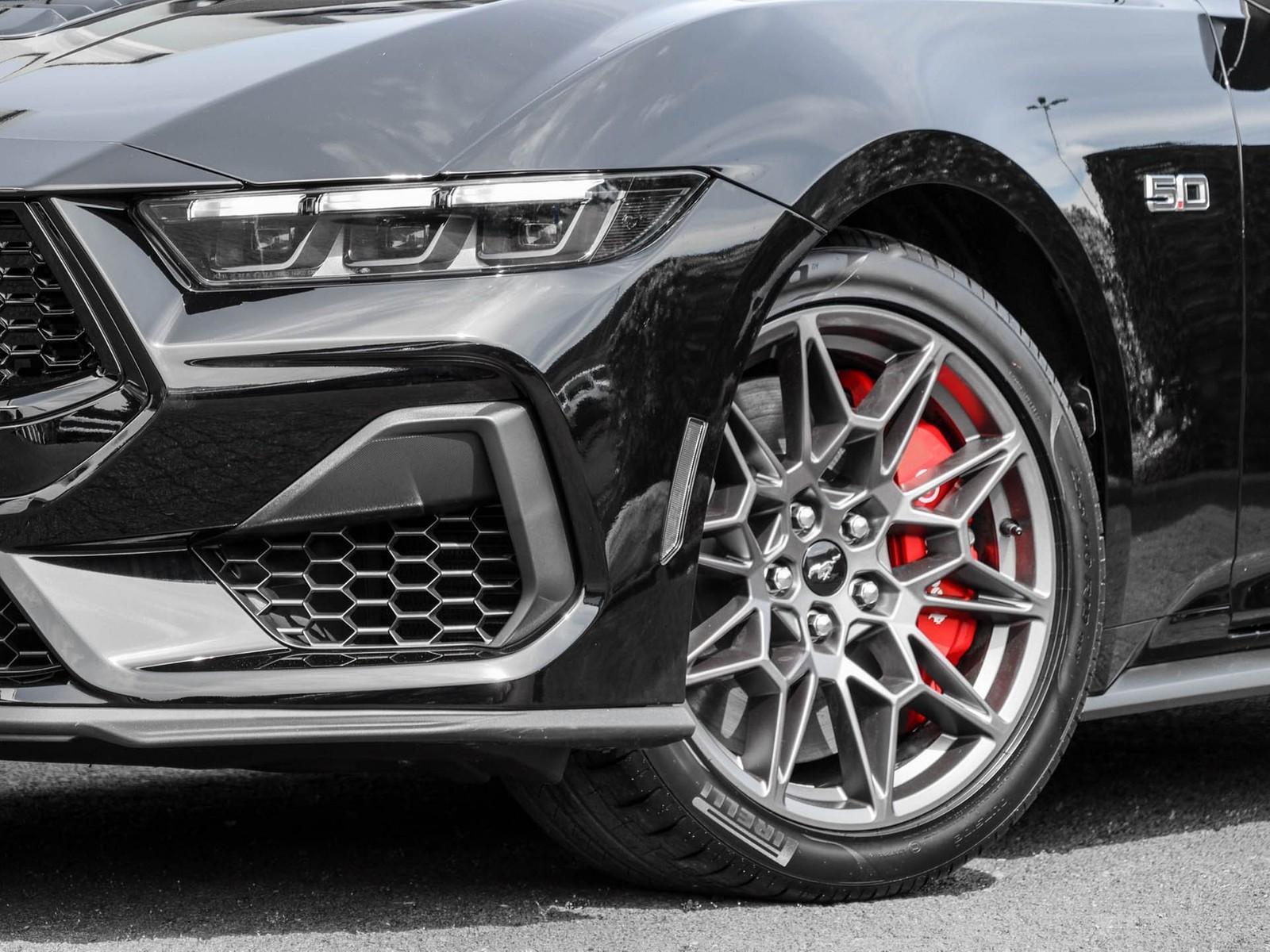 Ford Mustang GT Cabrio Handschalter 5.0 Ti-VCT V8 328