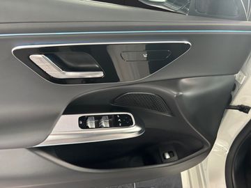 Mercedes E 220 - 9