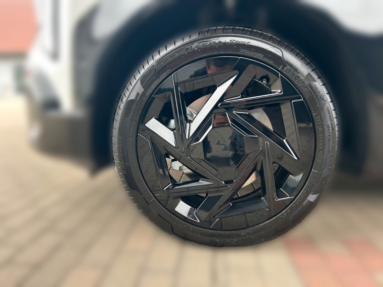 Fahrzeugabbildung Kia Seltos 1.6 T-GDI AWD DCT X-Line