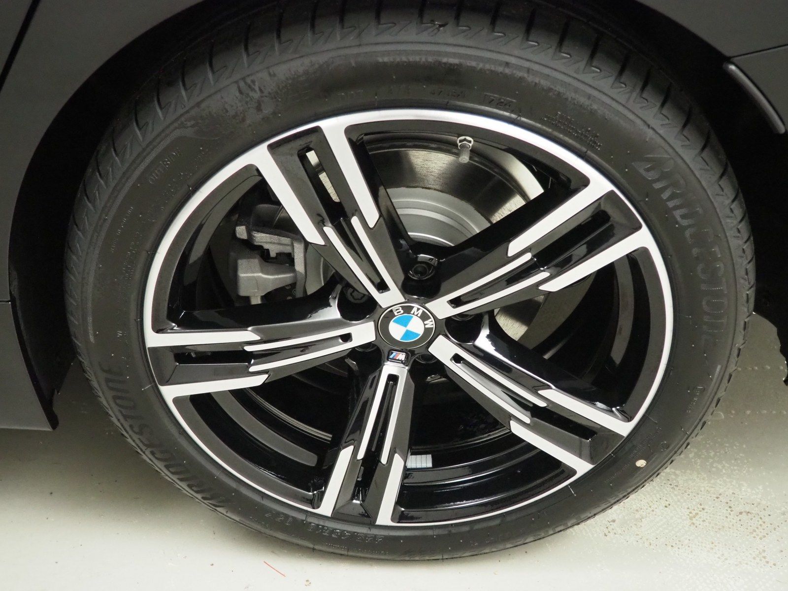 BMW 318D (M-Sport Navi LED AHK Shz PDC MFL) foto 12
