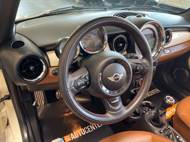 MINI John Cooper Works Cabrio JCW*NAVI*LEDER*XENON*