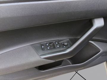Volkswagen Taigo - 11