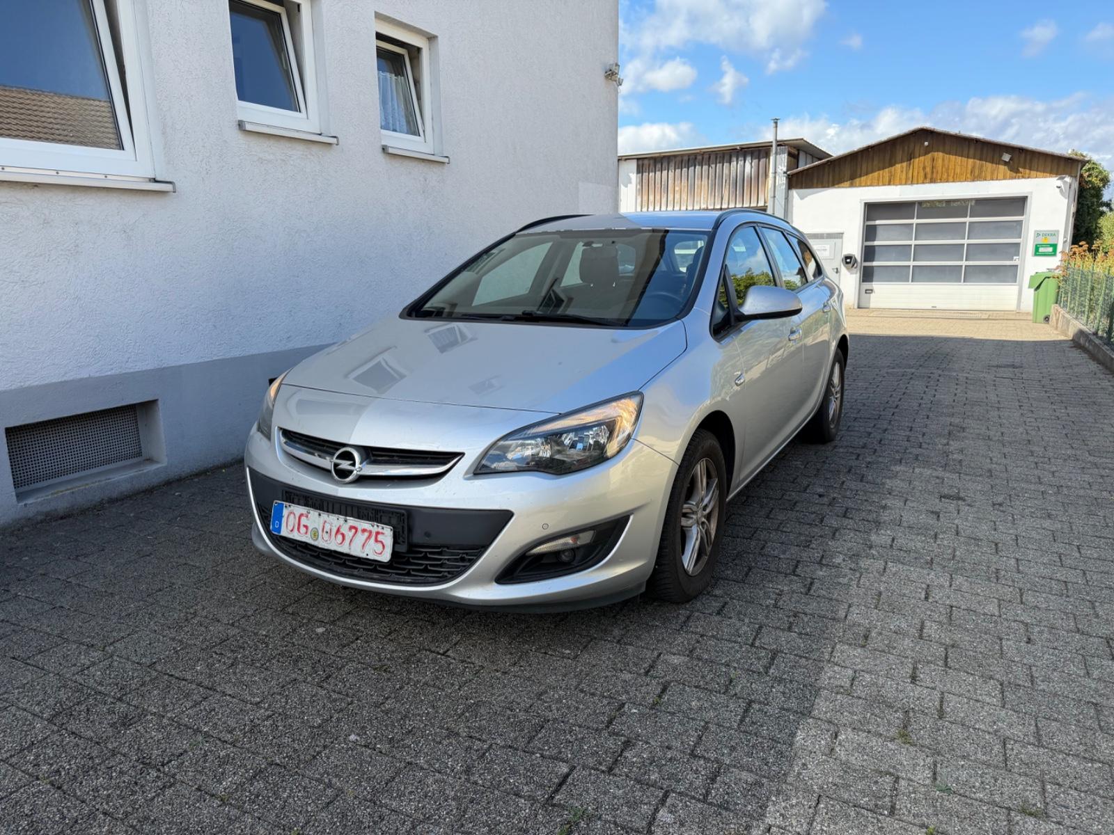 Opel Astra, 2015