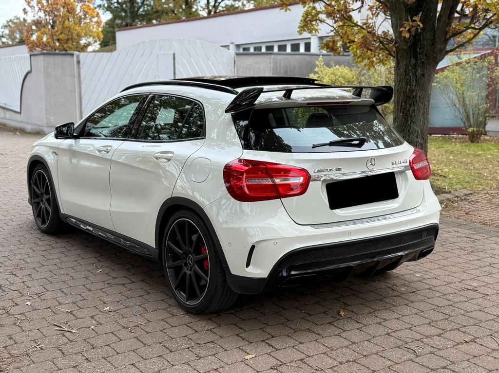 Mercedes-Benz GLA 45 AMG
