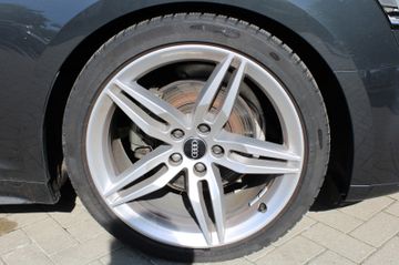 Audi A5 2.0 TFSI sport*3xS-LINELED-SCHEINWERFERTOP*