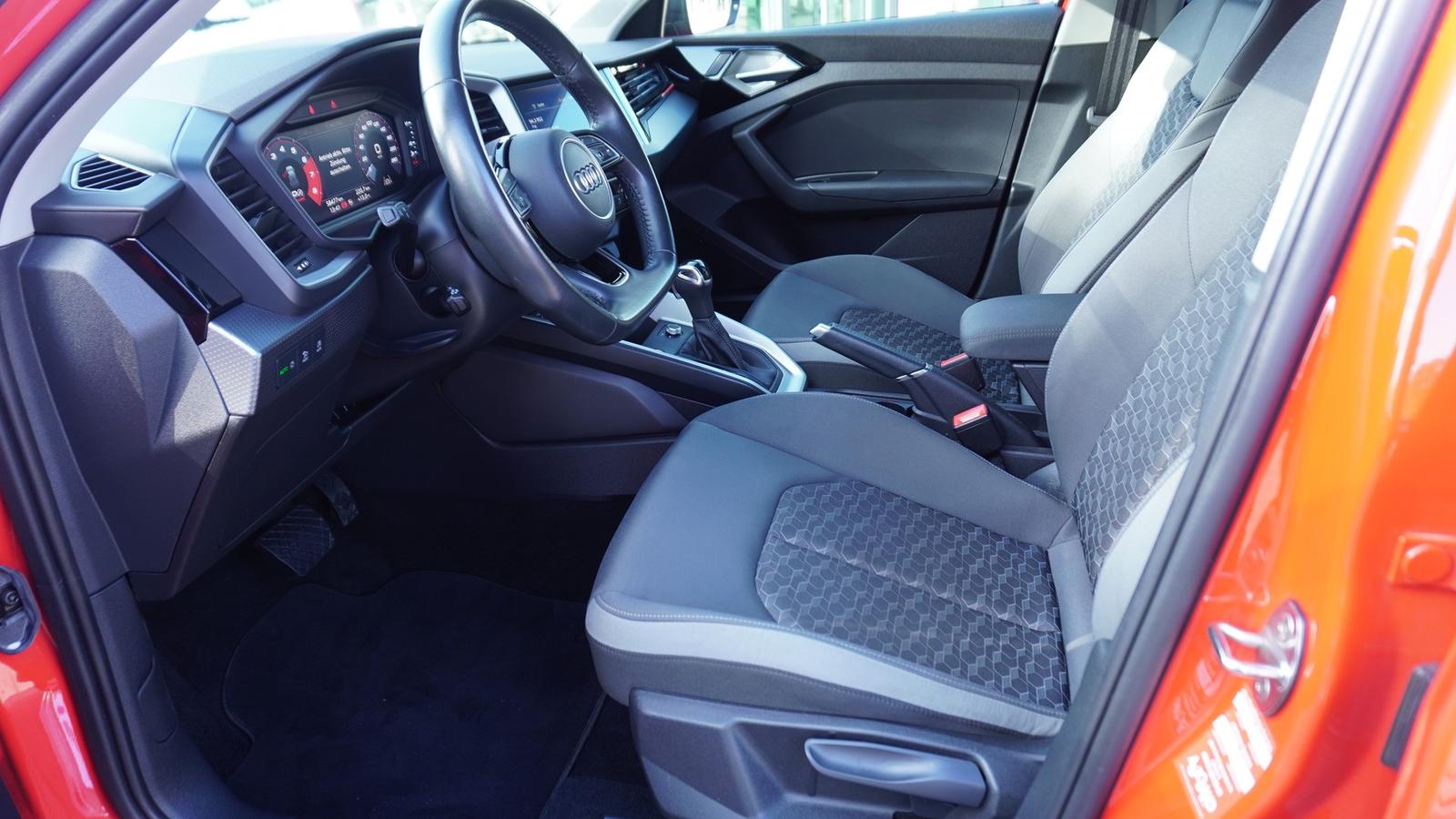 Audi A1 Sportback 40 2.0 TFSI S line LED App-Connect