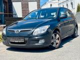 Hyundai i30 Comfort Team 08 - Hyundai i30 Comfort mit Diesel-Antrieb