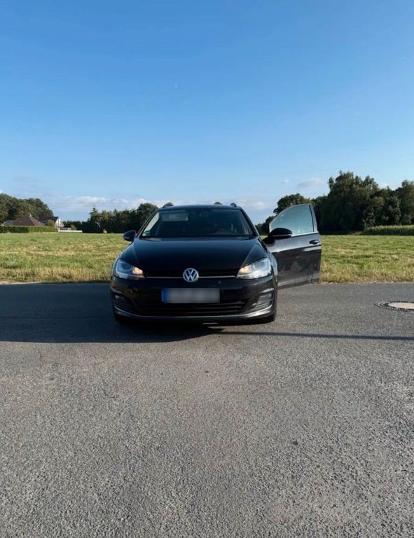 Image of Volkswagen Golf