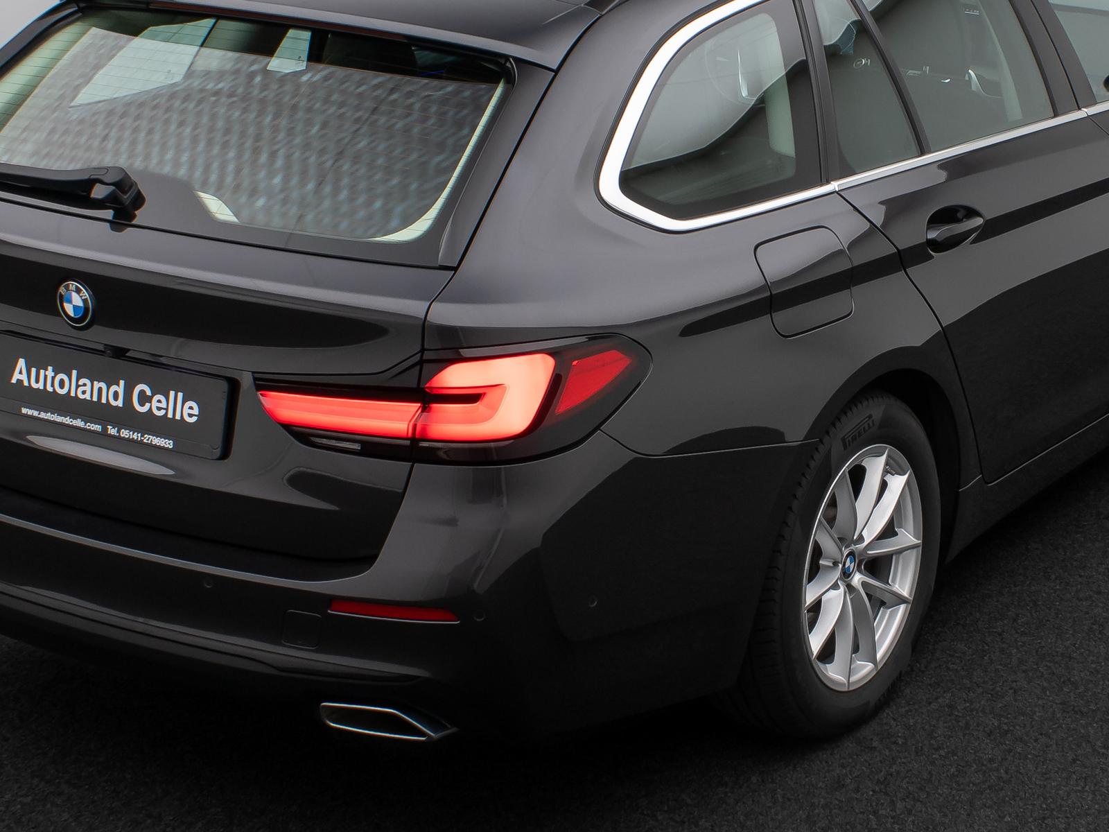 BMW 520 d xD Kamera HUD DAB HiFi Belüftung Leder Komf, миниатюра 16