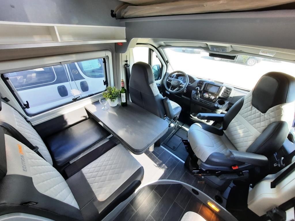 Fahrzeugabbildung Weinsberg CaraBus GREY 600 MQH EDITION [FIRE] Verfüg./Spar