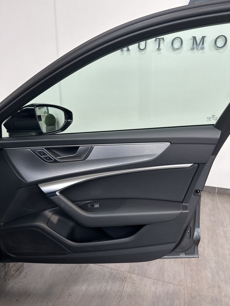Fahrzeugabbildung Audi A6 Avant 55 TFSI e Qu S-Line NAV+MATRIX+AHK+20ZO