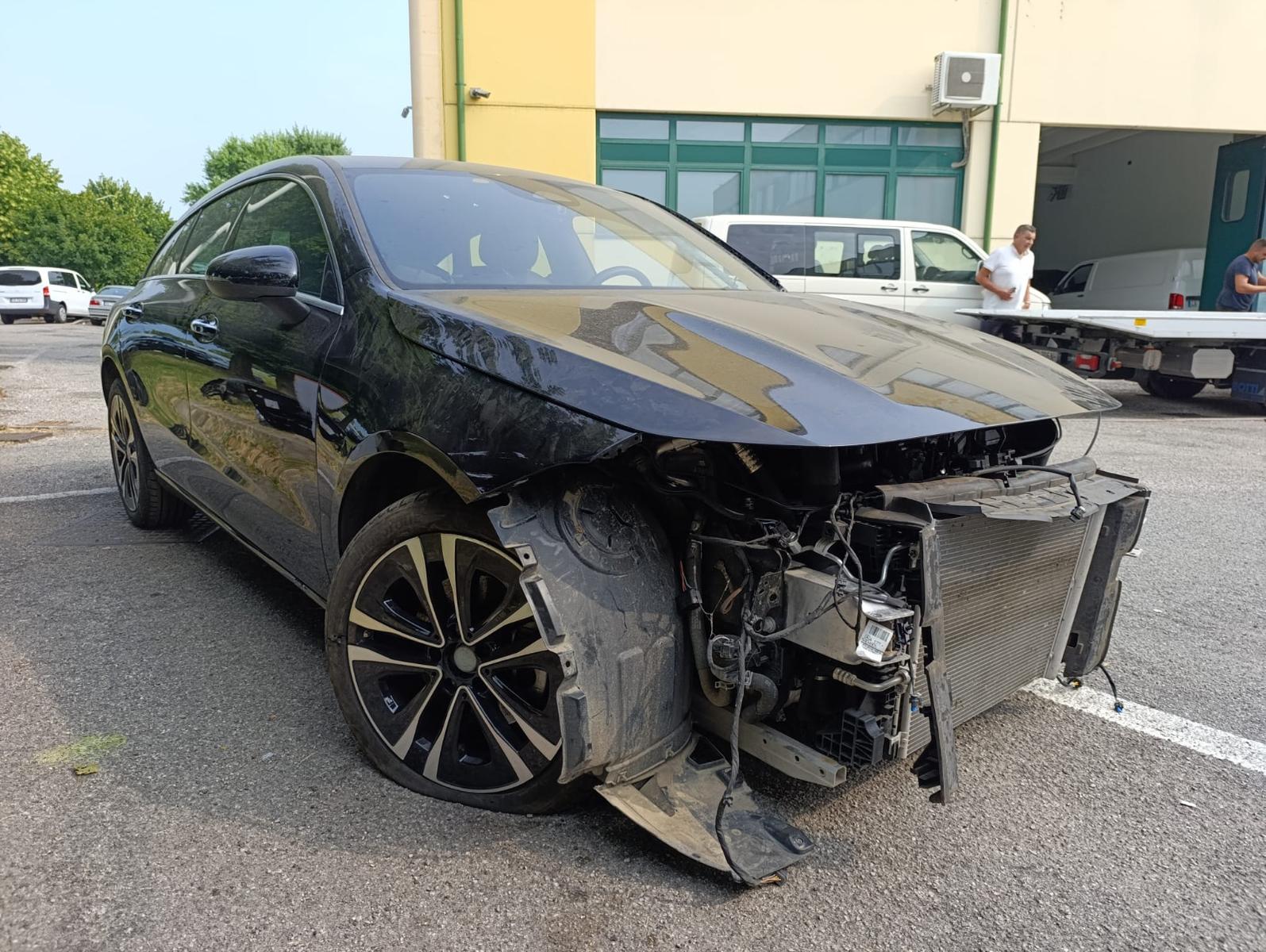 Mercedes-Benz CLA 200 d Shooting Brake DCT