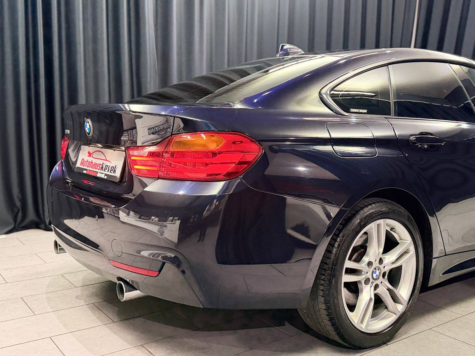 Fahrzeugabbildung BMW 440i Gran Coupe xDrive M Sport |HuD|NAVI|DE-FZG