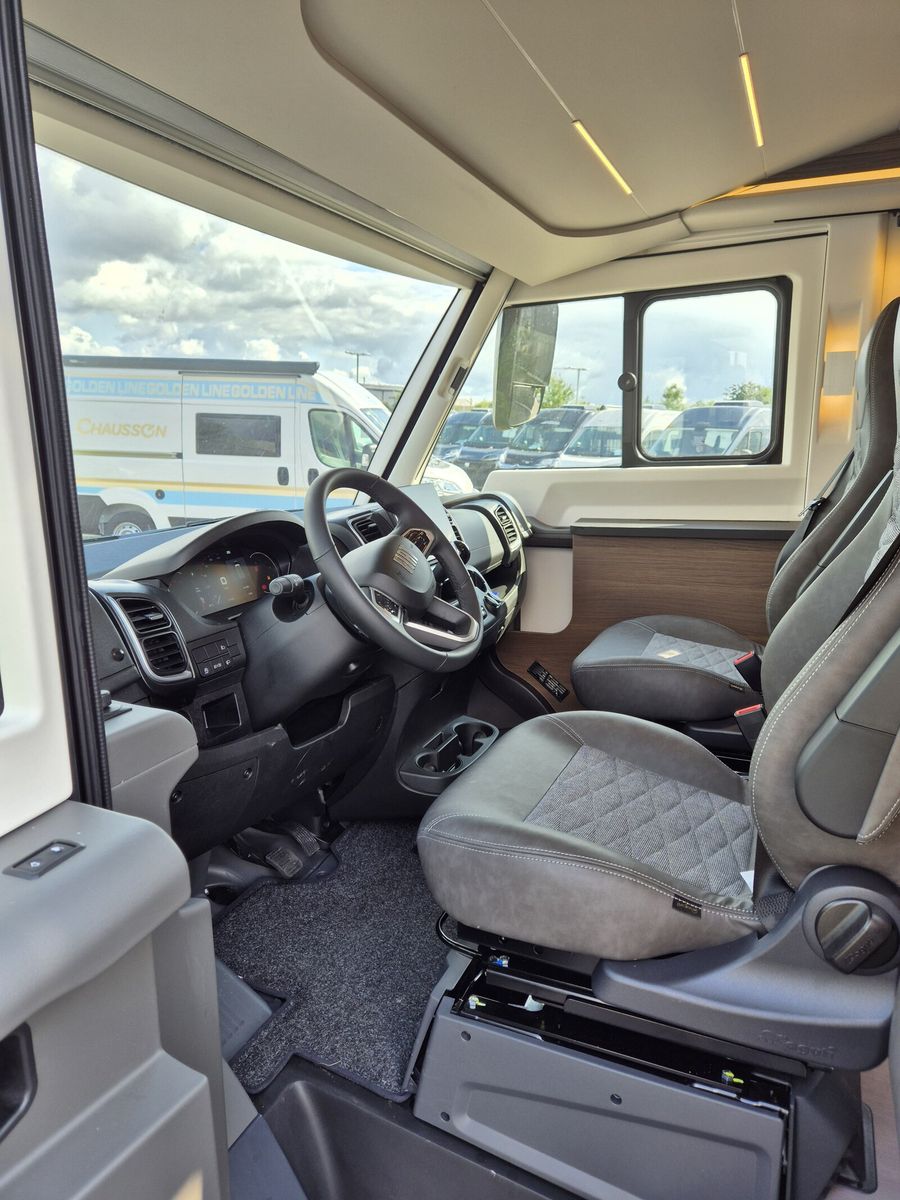 Fahrzeugabbildung Adria Sonic Supreme 700 DL Alde,LED,Backofen,Navi+RFK