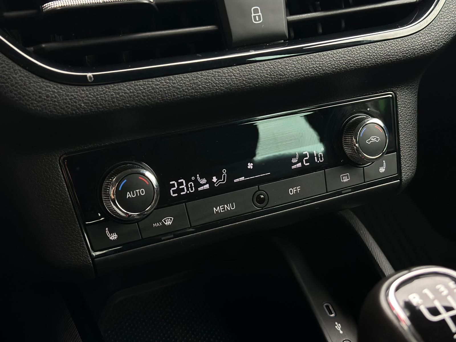 SKODA Scala 1.0TSI AMBITION* LED#PDC#SHZ#TEMP#SPUR#DAB - Image 13