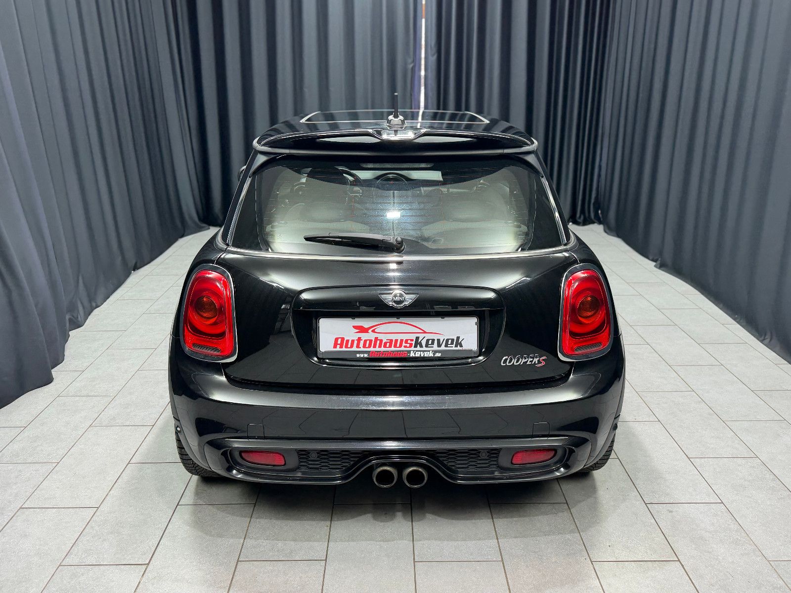 Fahrzeugabbildung MINI MINI Cooper S |1.HAND|AUTOMATIK|PANO