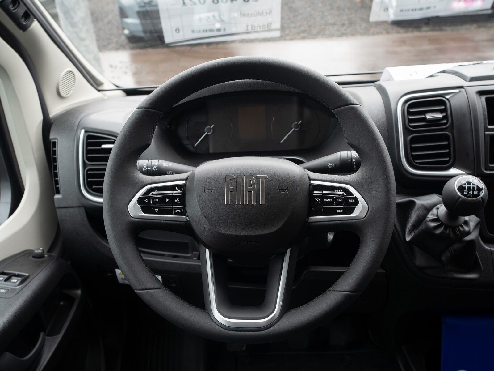 Fahrzeugabbildung Dethleffs Globetrail Active 600 DS Fiat Expedition Grau