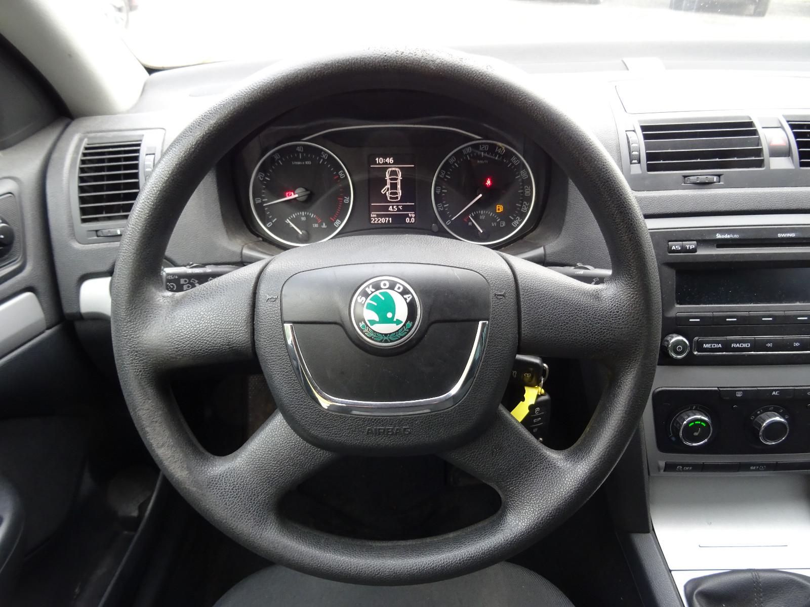 Skoda Octavia 2012 — photo 15