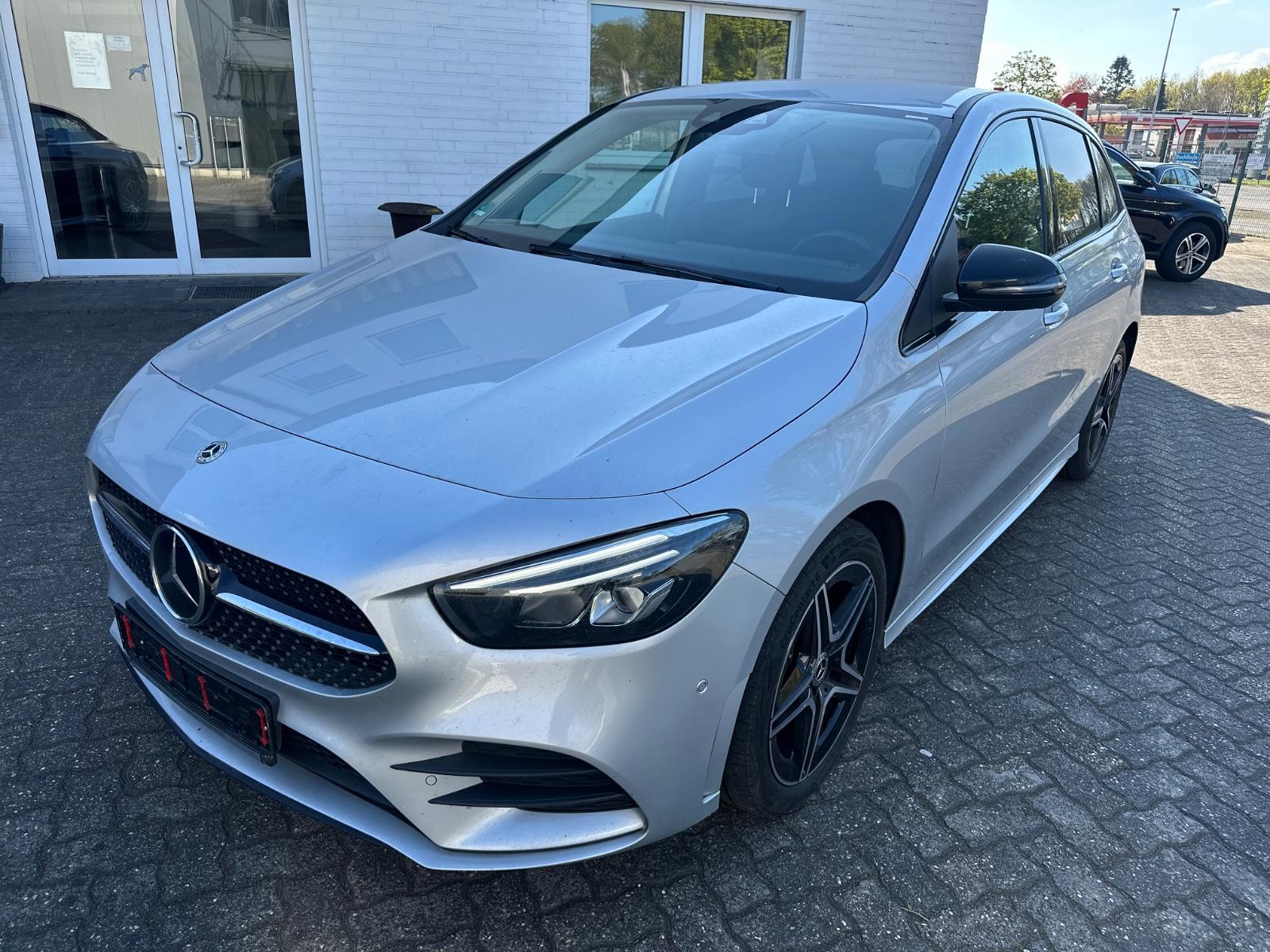 Mercedes-Benz B 250 e DCT AMG Line Night Kamera Distro