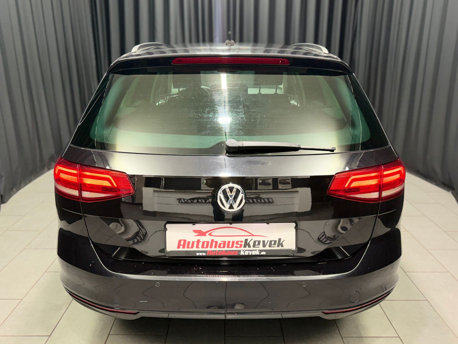 Fahrzeugabbildung Volkswagen Passat Variant Comfortline|NAVI|PDC|2-HD