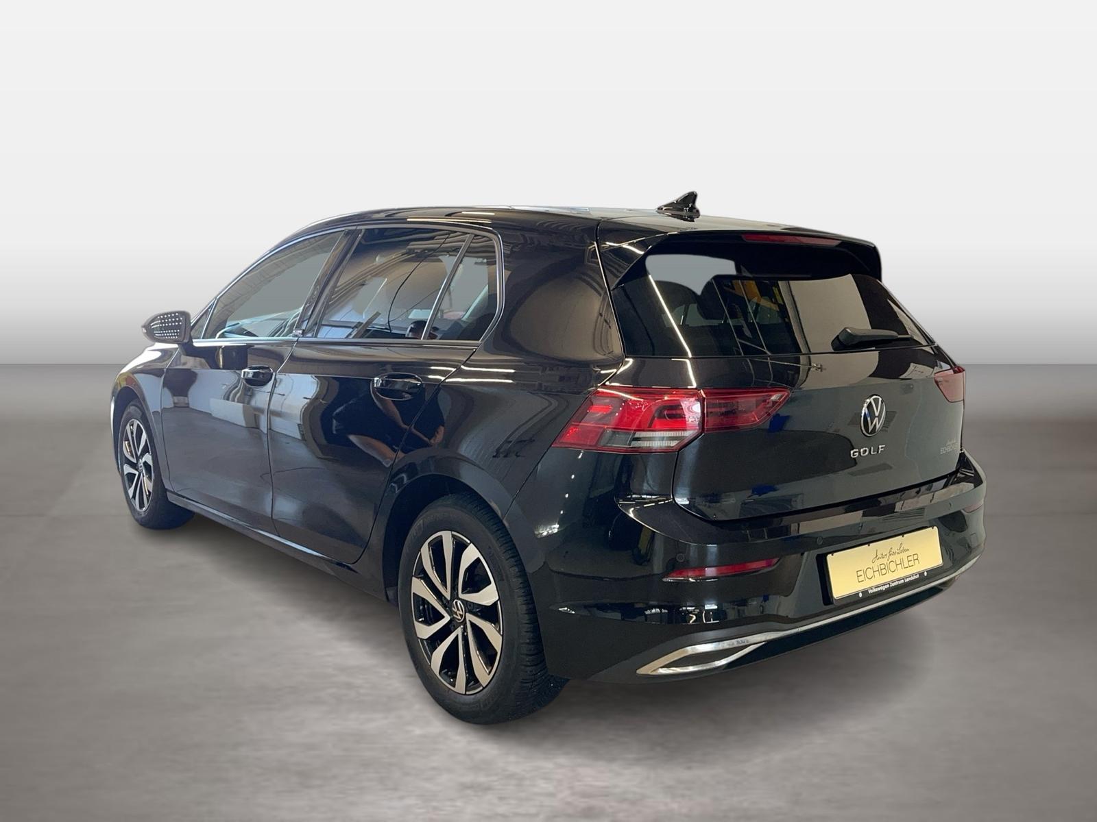 Volkswagen Golf VIII 1.5 TSI Active ACC DynLicht KlimaA LED