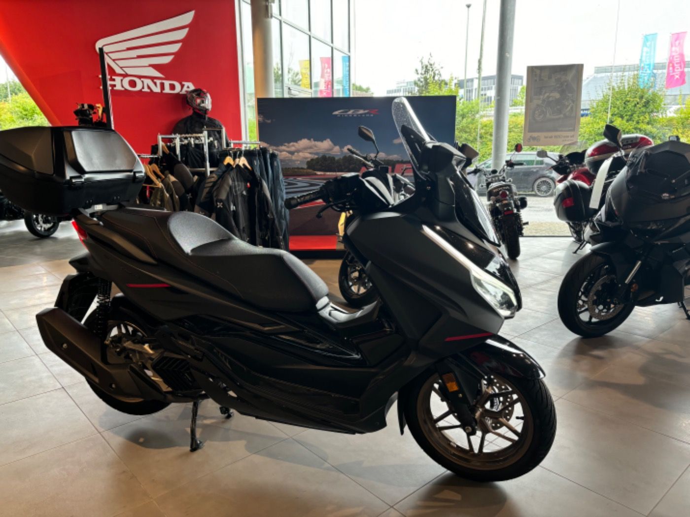 Fahrzeugabbildung Honda Forza 125 NSS 125 Special Edition 2025