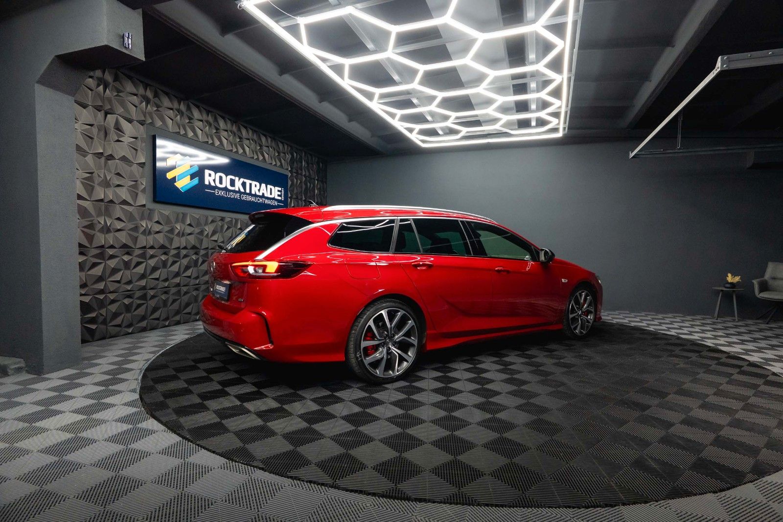 Fahrzeugabbildung Opel Insignia B Sports Tourer GSi 4x4 *ACC*LED*1.Hand