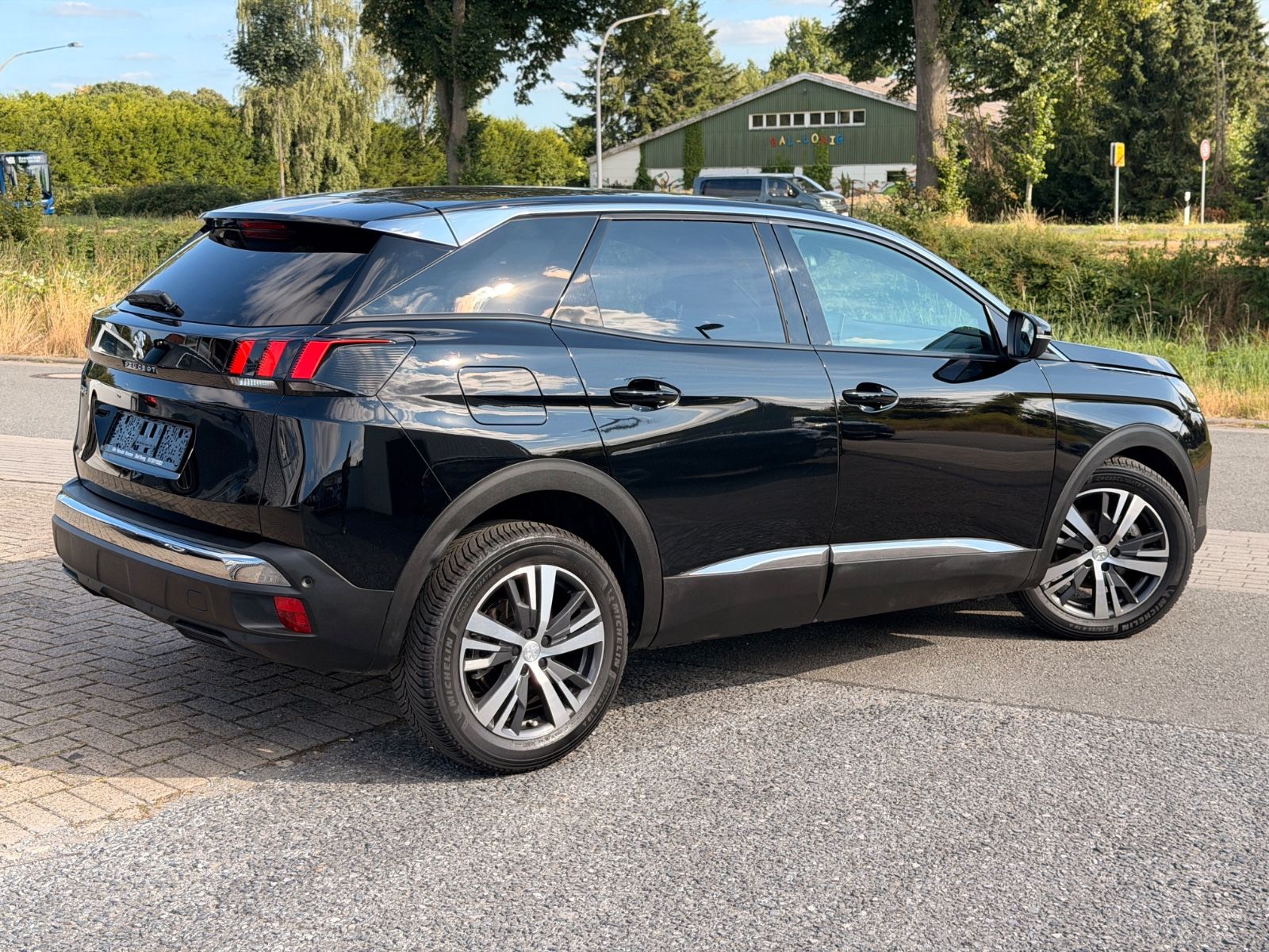 Peugeot 3008 1,5d Autom. Allure Pack*LED*Pr.Dat.04.23 imagem 3