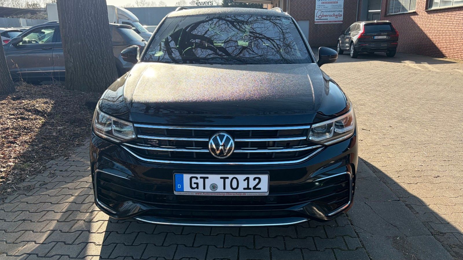 Fahrzeugabbildung Volkswagen Tiguan R-Line 4Motion