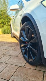 Tesla Model X P90D Free Supercharging - Tesla Model X aus 2016