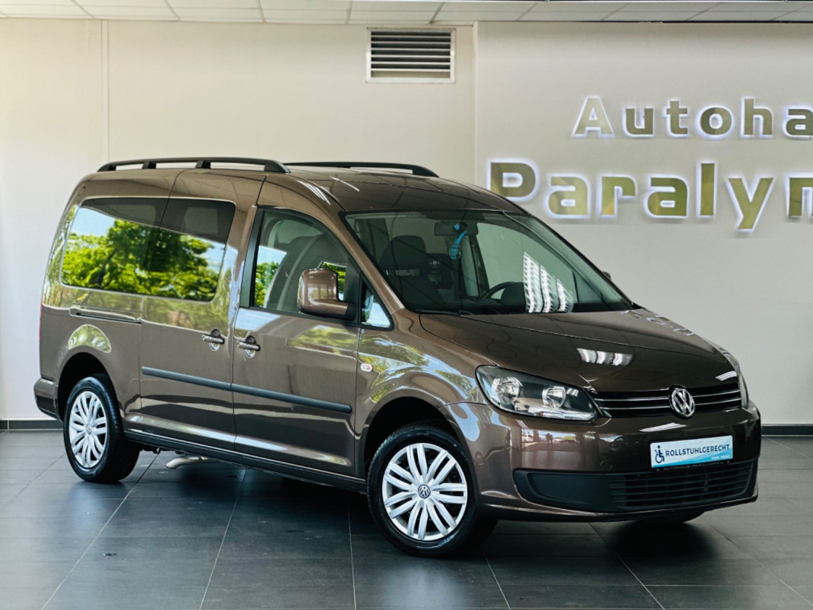 Caddy Maxi 1.6 TDI Behindertengerecht-Rampe
